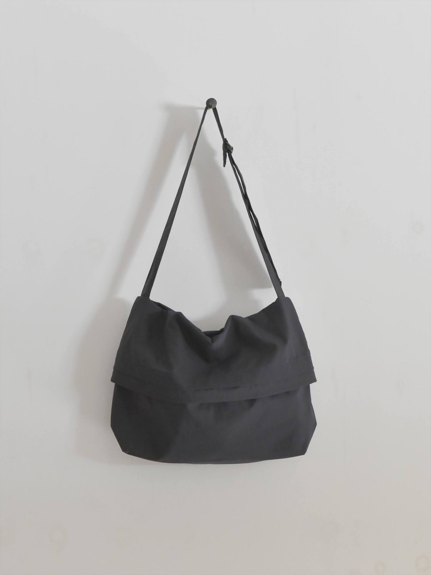 KaILI TRANSFORM BAG L - BLACK ショルダーバッグ 人気アイテム - バッグ