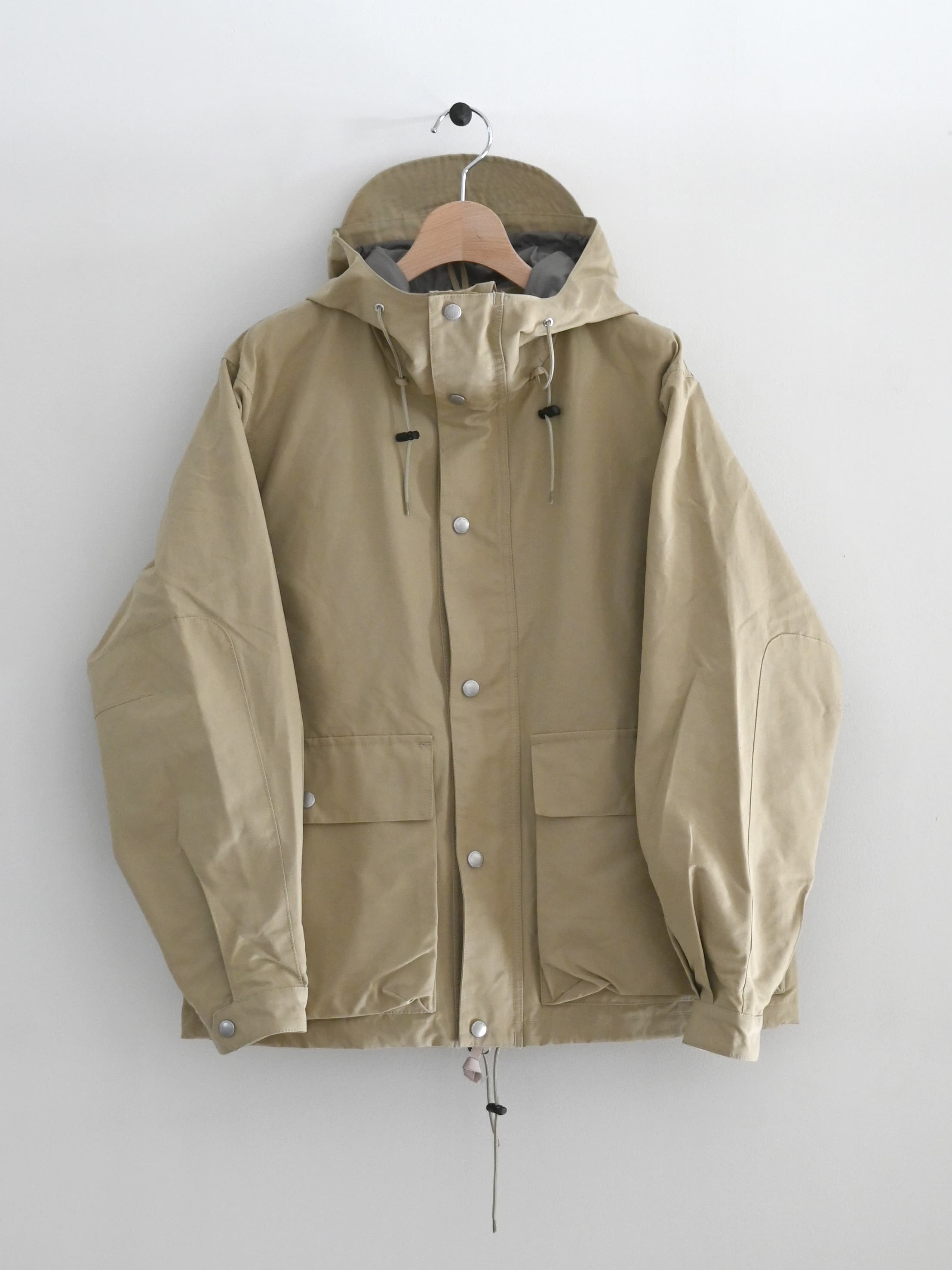 Sanpo Jacket beige / pand catalogue